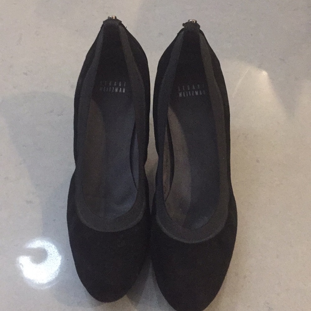 Stuart Weitzman Suede Pump